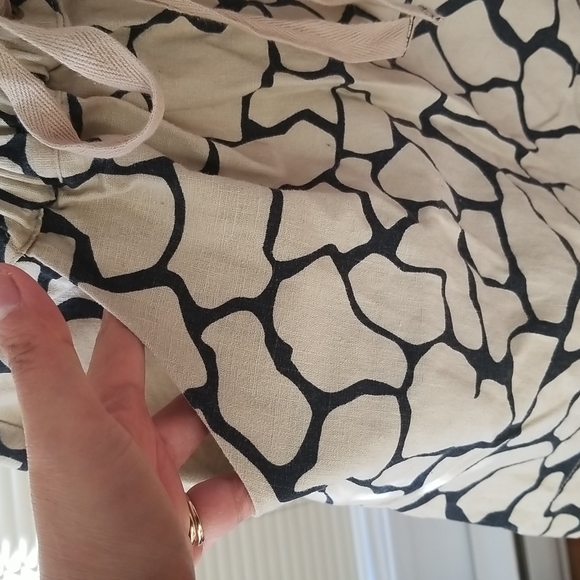 Alfred Sung Geometric Print Elastic Waist Linen Skirt - Picture 2 of 4